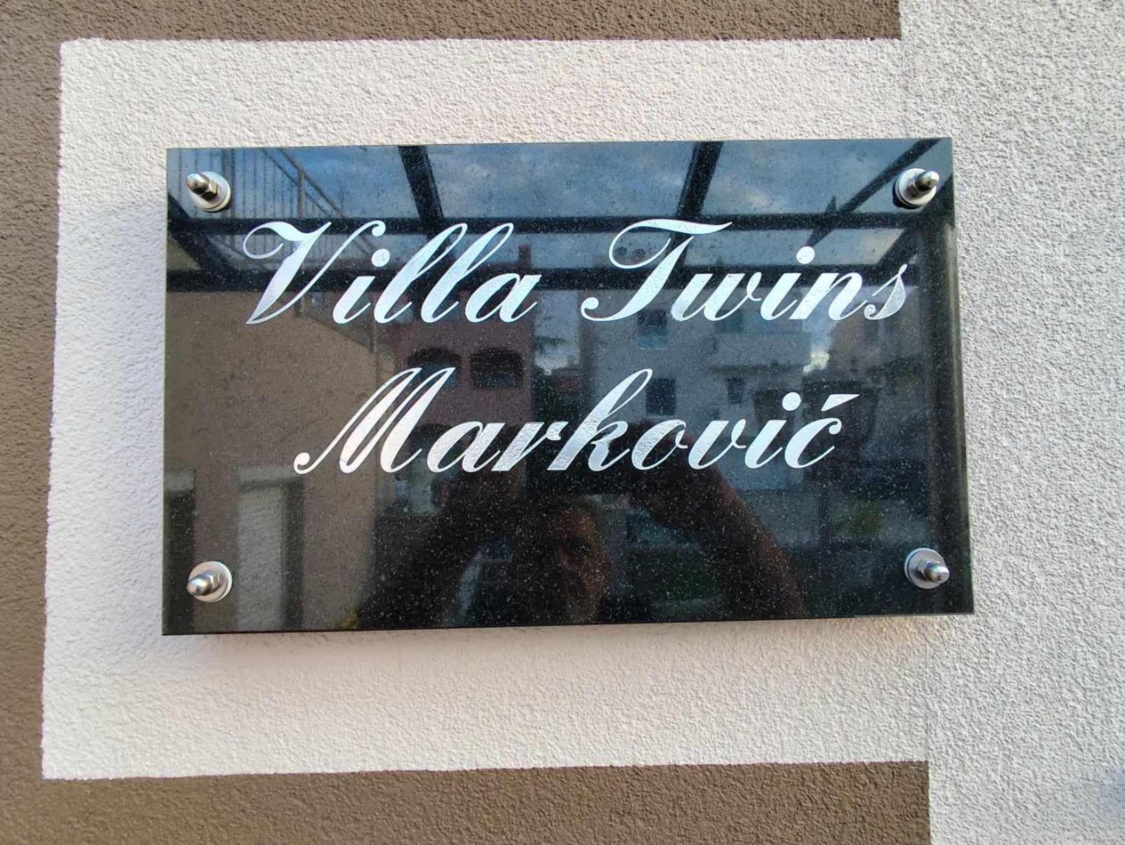Villa Twins Markovic Pula Exterior photo
